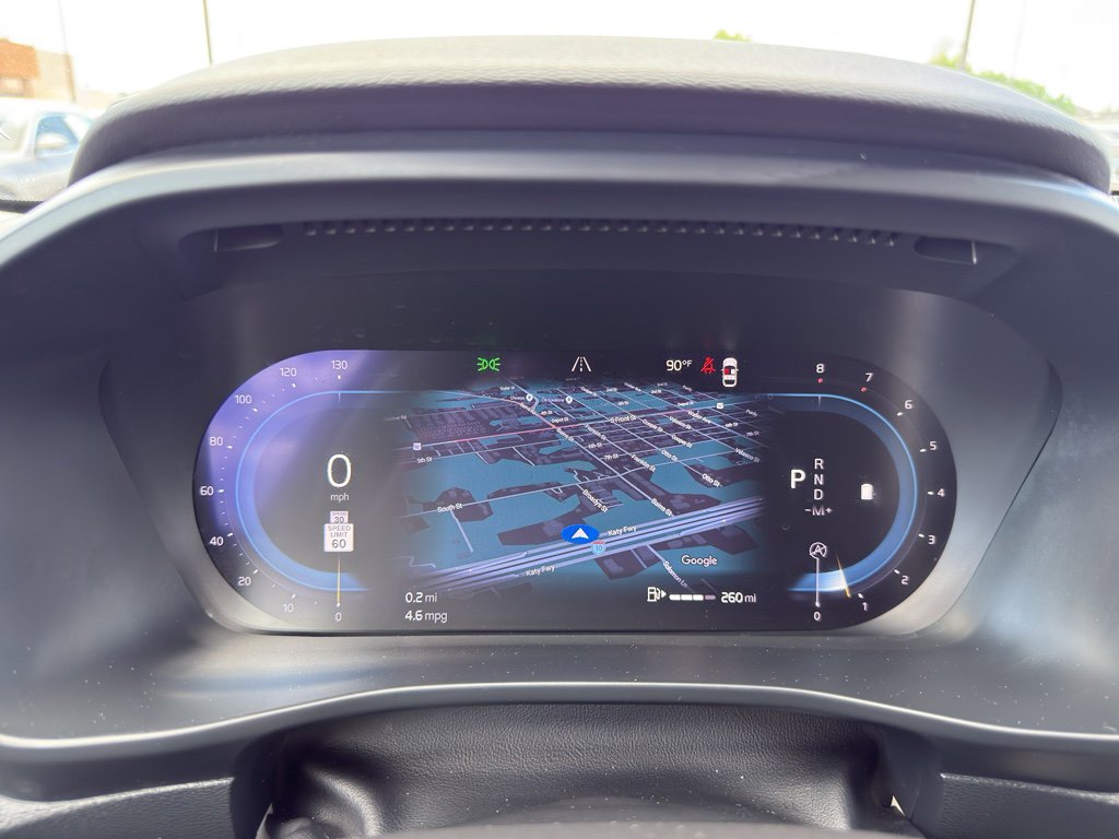 Used 2023 Volvo XC40 B4 Ultimate FWD image 18