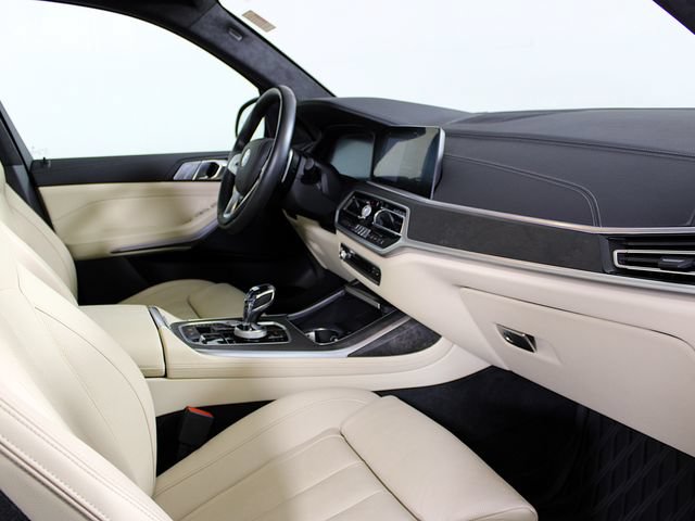 Used 2022 BMW X7 xDrive40i w/ Executive Package AWD/4WD image 27