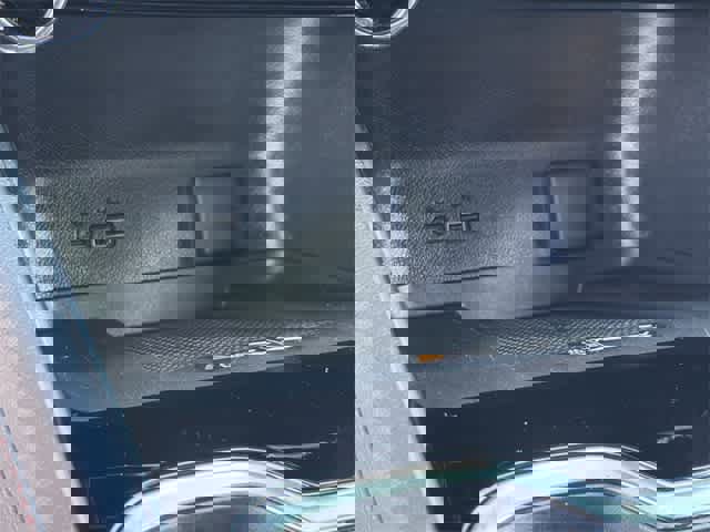 Used 2025 Chevrolet Traverse Z71 w/ Driver Confidence Package image 25