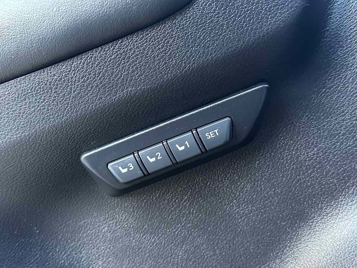 Used 2015 Lexus NX 200t F Sport w/ Navigation System Package image 26