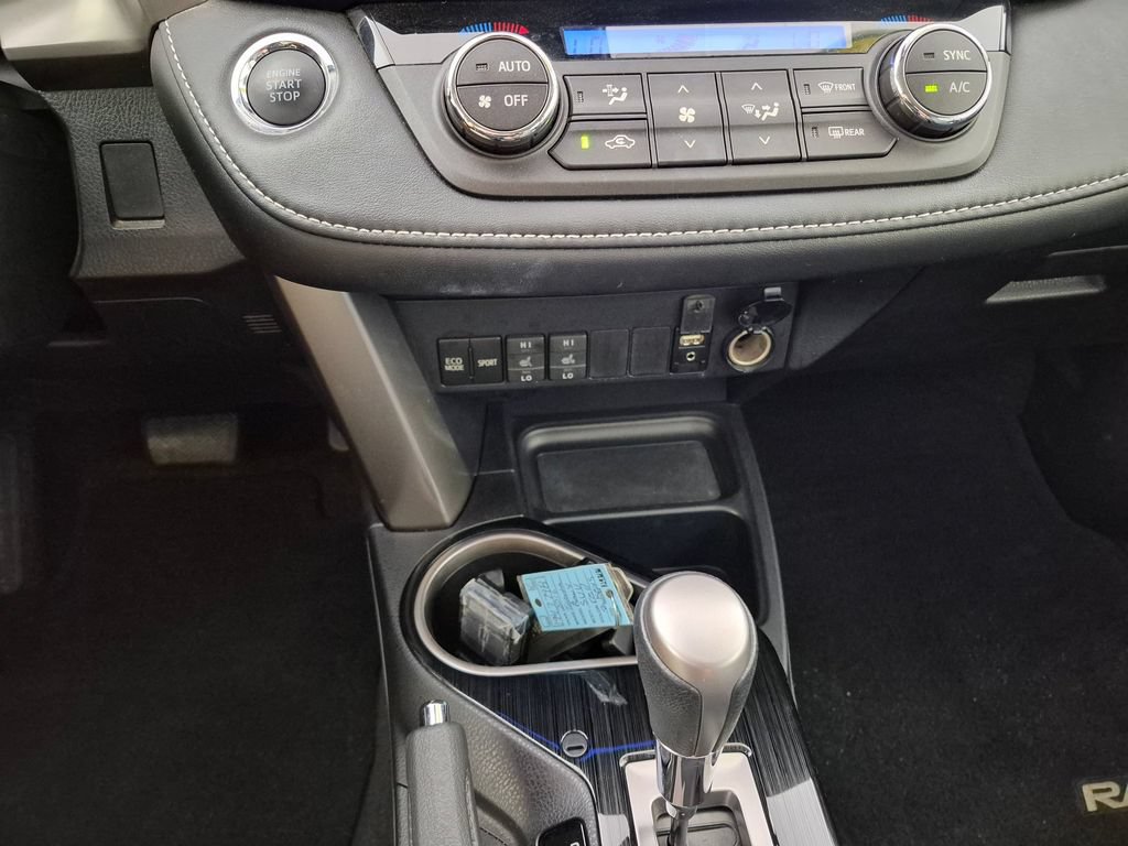 Used 2016 Toyota RAV4 Limited w/ Advanced Technology Package FWD image 21