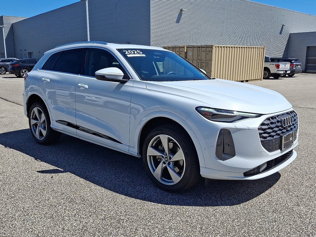 Used 2025 Audi Q5 Premium Plus image 3