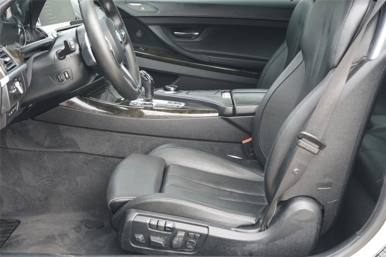 Used 2017 BMW 640i Coupe w/ Executive Package RWD image 10