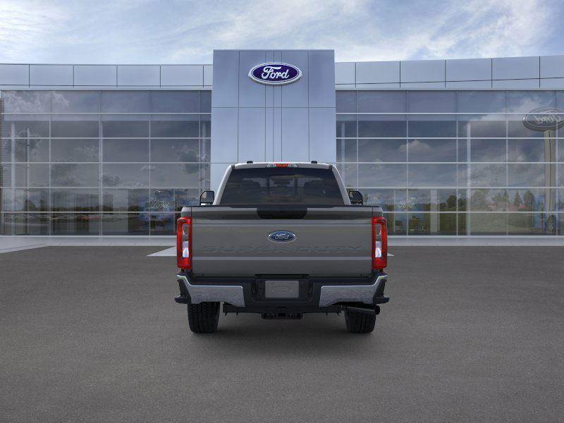 New 2025 Ford F250 XLT w/ FX4 Off-Road Package image 5