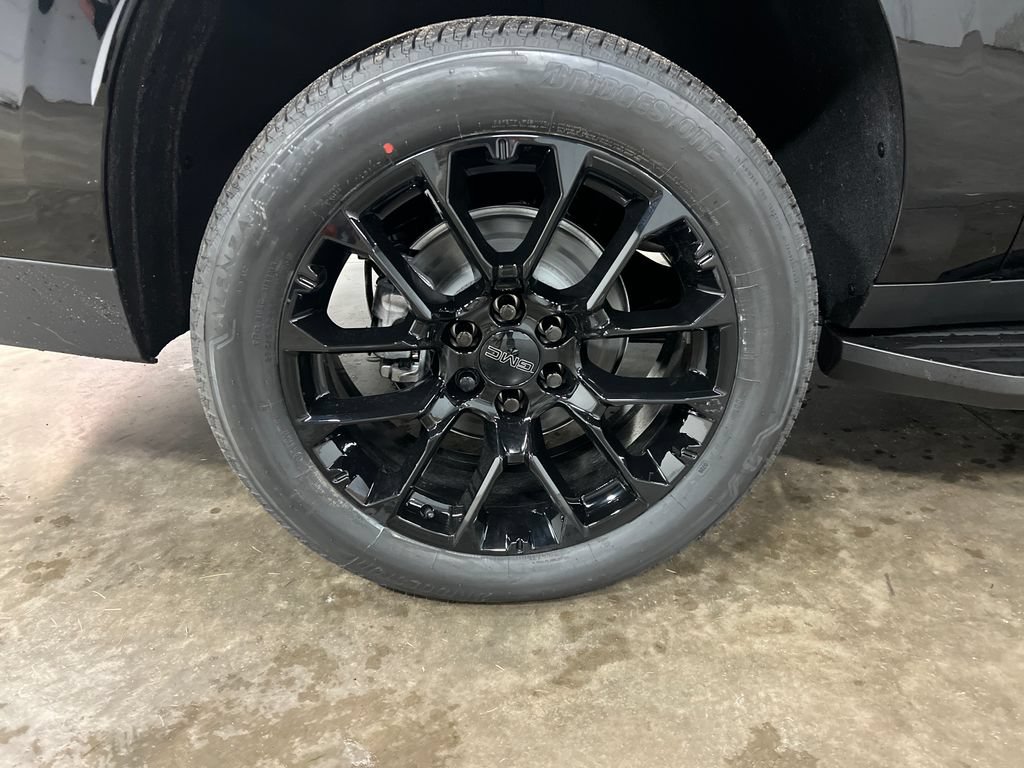 New 2026 GMC Yukon XL Elevation w/ Elevation Premium Package AWD/4WD image 9