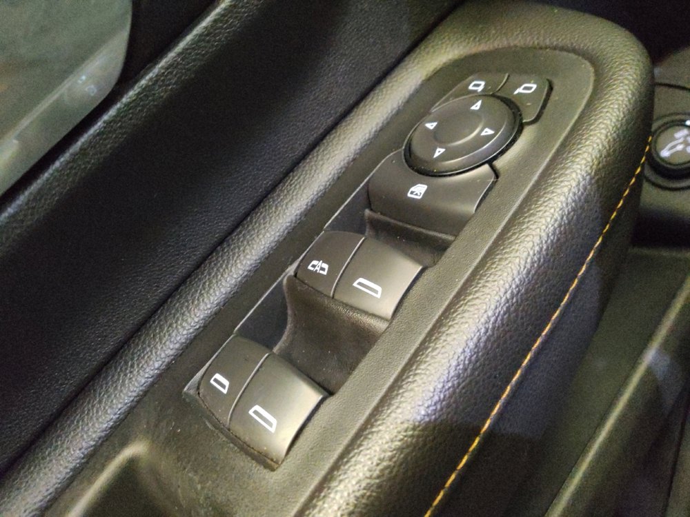 Used 2018 GMC Terrain SLE w/ Driver Convenience Package FWD image 27