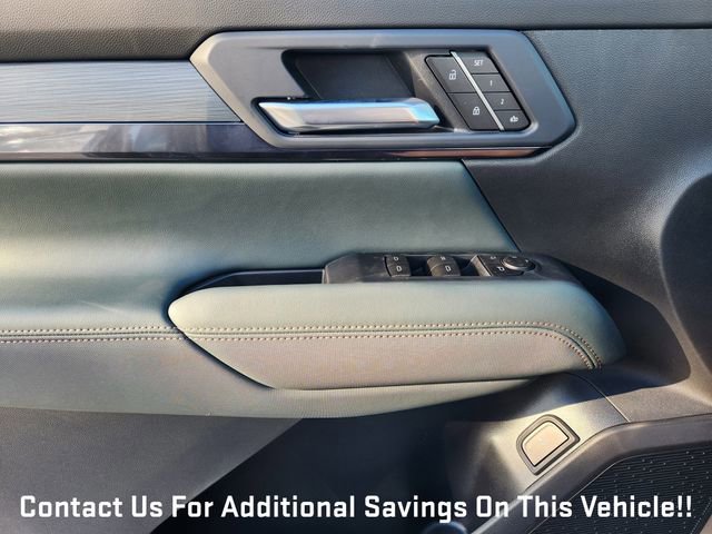 New 2026 GMC Terrain AT4 w/ Convenience Package III AWD/4WD image 17