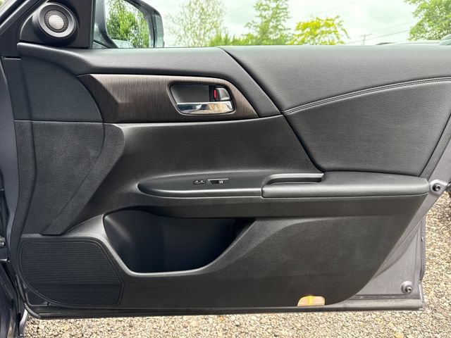 Used 2013 Honda Accord EX-L image 25