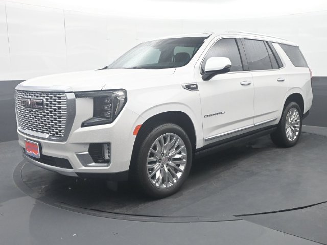Used 2024 GMC Yukon Denali RWD image 3
