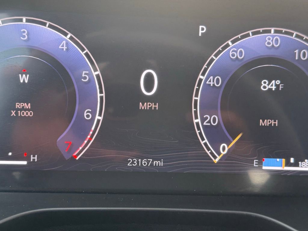 Used 2024 Jeep Grand Cherokee Laredo X image 16