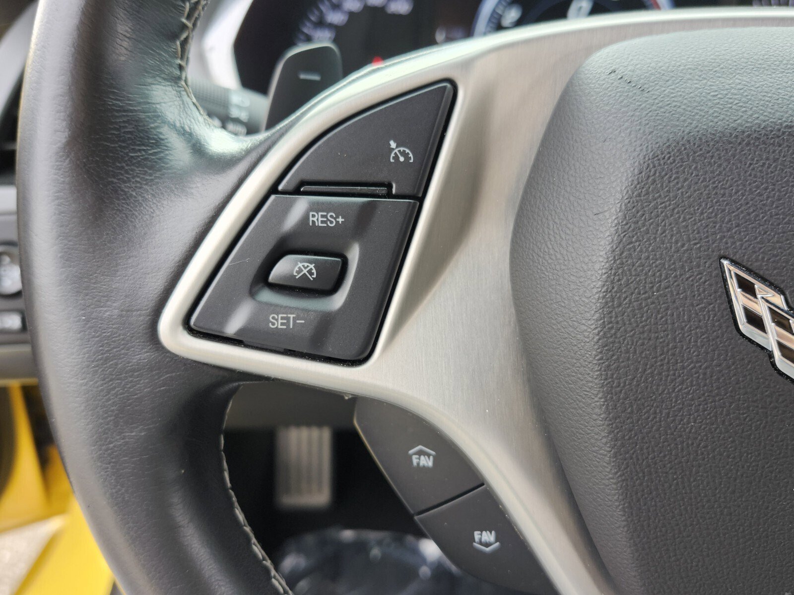 Used 2019 Chevrolet Corvette Stingray Coupe w/ 2LT Preferred Equipment Group image 27