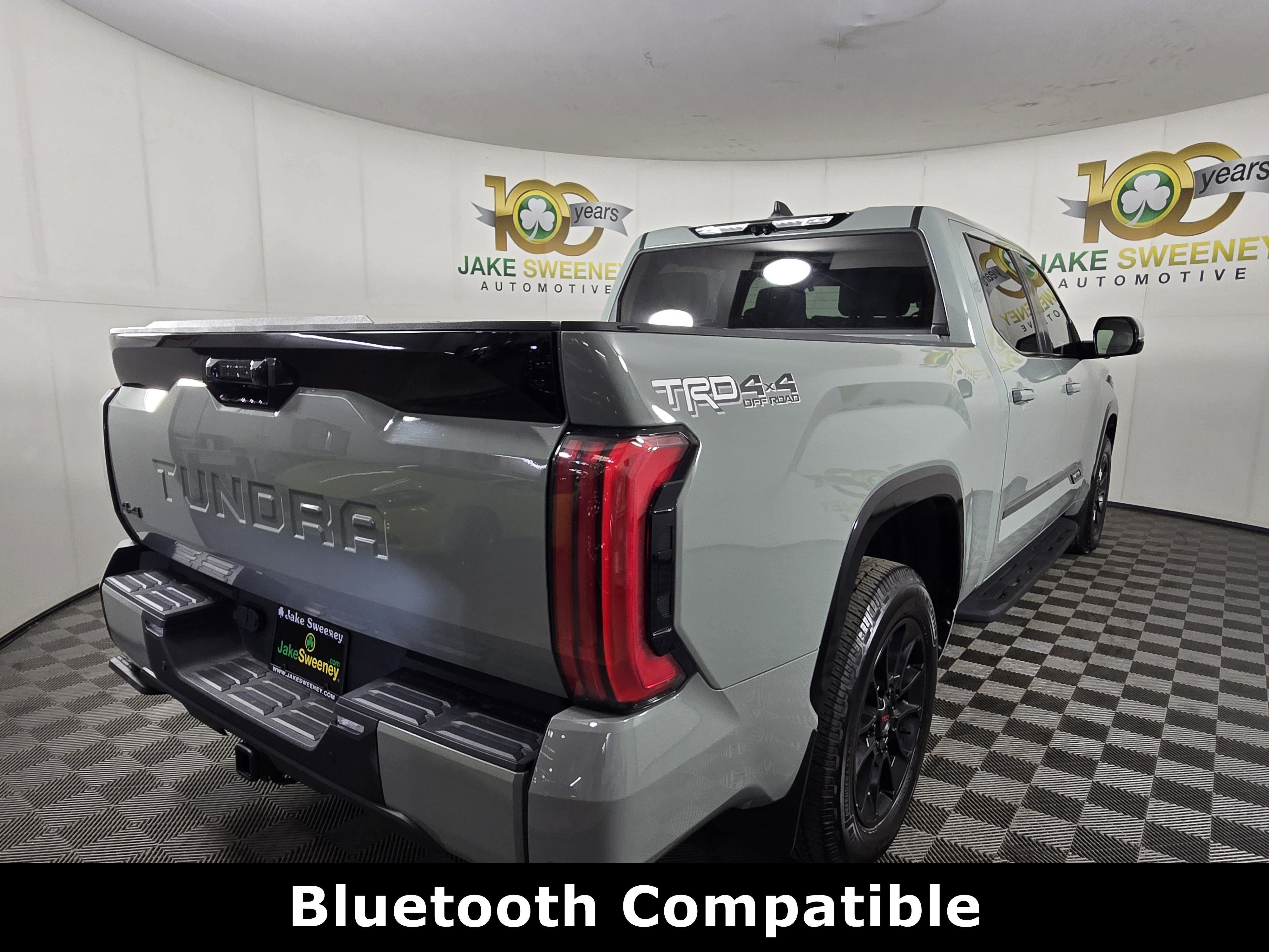 Used 2024 Toyota Tundra Platinum w/ TRD Off-Road Package AWD/4WD image 10