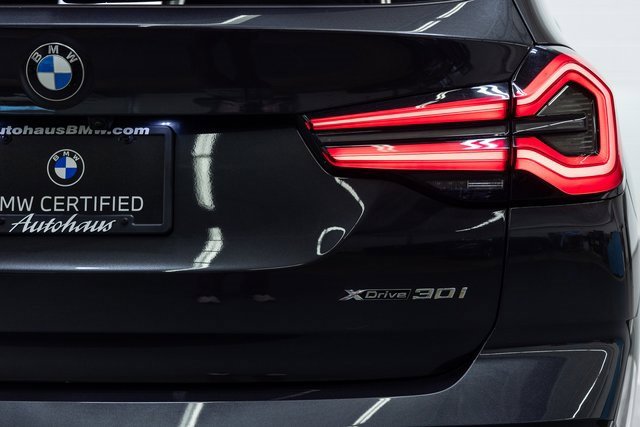 Certified 2024 BMW X3 xDrive30i w/ Premium Package image 8