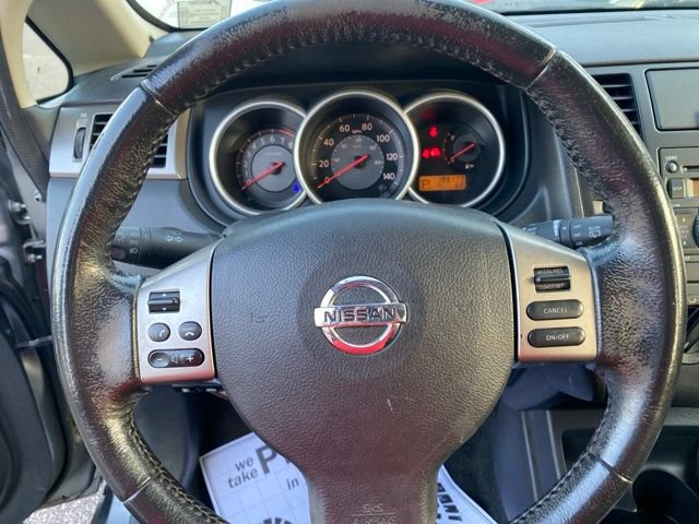 Used 2009 Nissan Versa Hatchback w/ Convenience Pkg FWD image 11