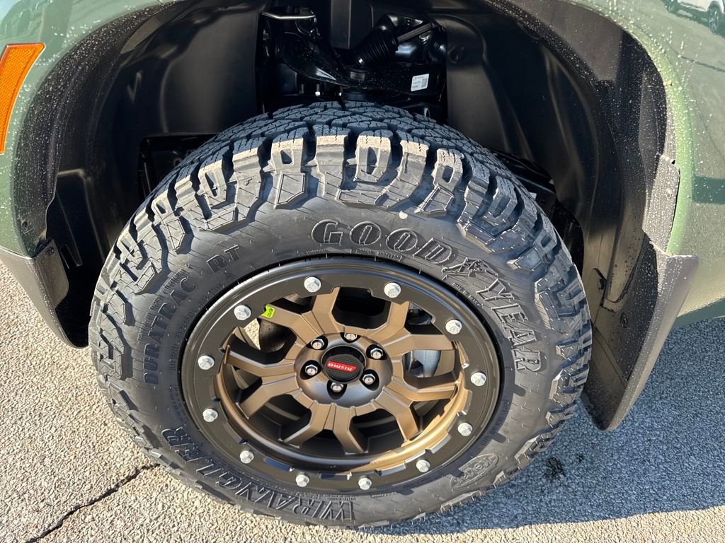 New 2026 Nissan Frontier SV w/ SV Convenience Package image 3