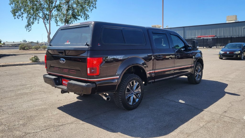 Used 2018 Ford F150 Lariat w/ Equipment Group 502A Luxury AWD/4WD image 10