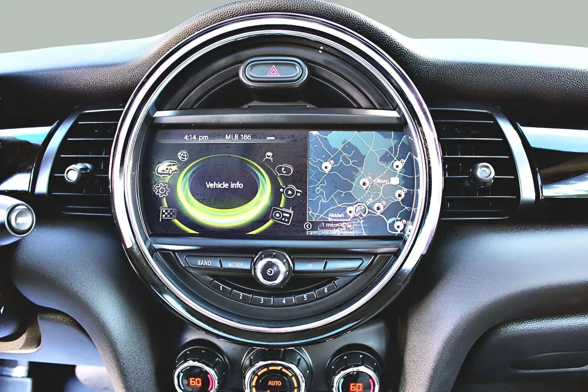 Used 2016 MINI Cooper S image 14