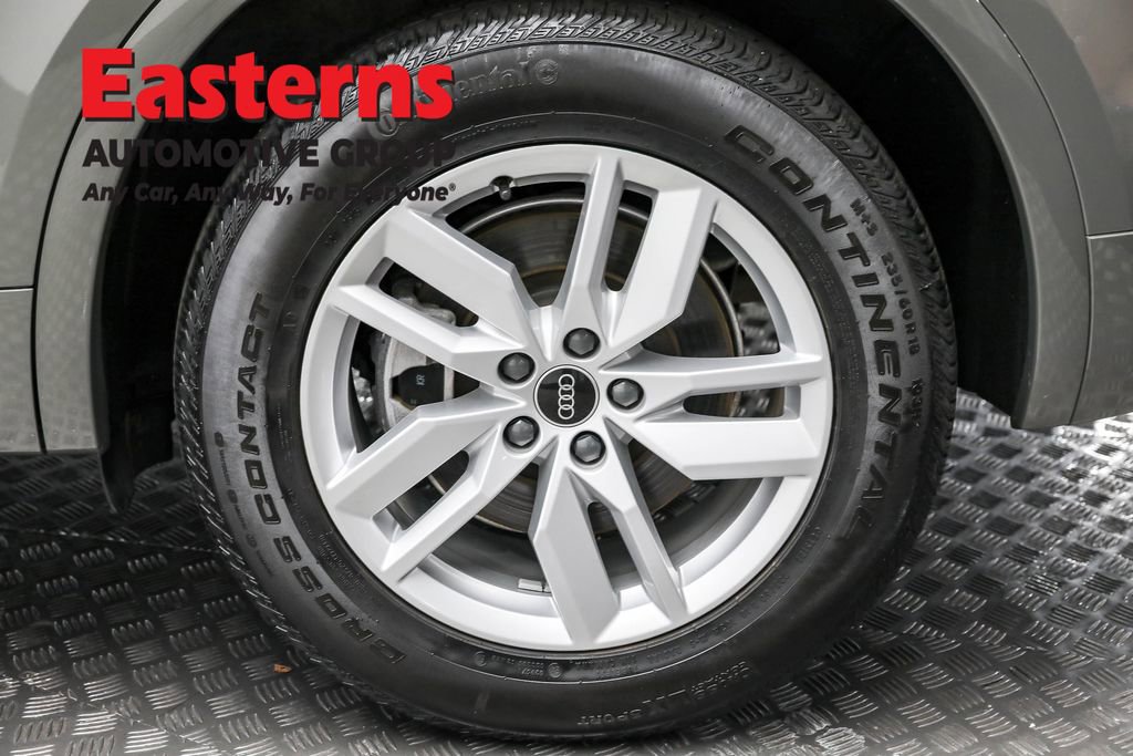 Used 2023 Audi Q5 2.0T Premium w/ Convenience Package image 8