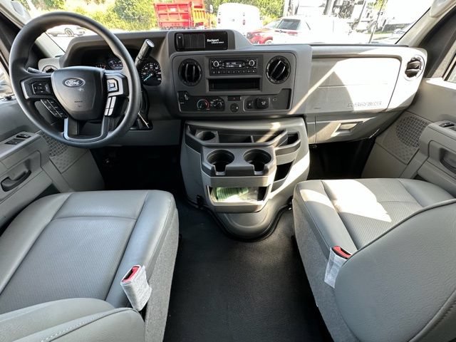 New 2026 Ford E-450 and Econoline 450 Super Duty w/ Power Equipment Group RWD image 17