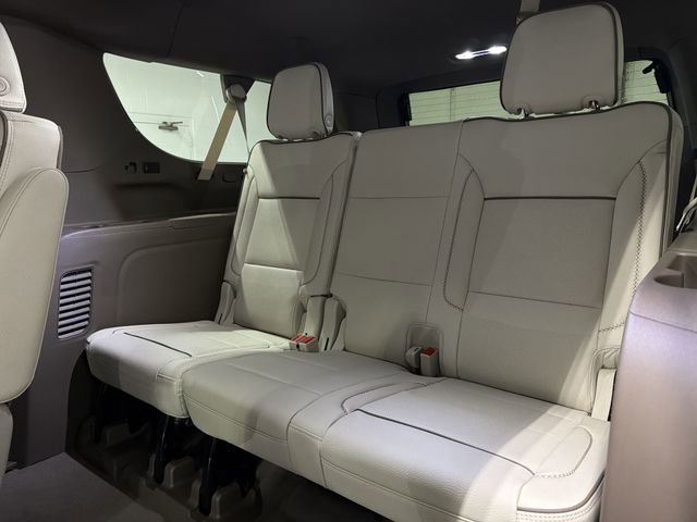 New 2026 GMC Yukon XL Denali w/ Sun & Power Step Package image 17