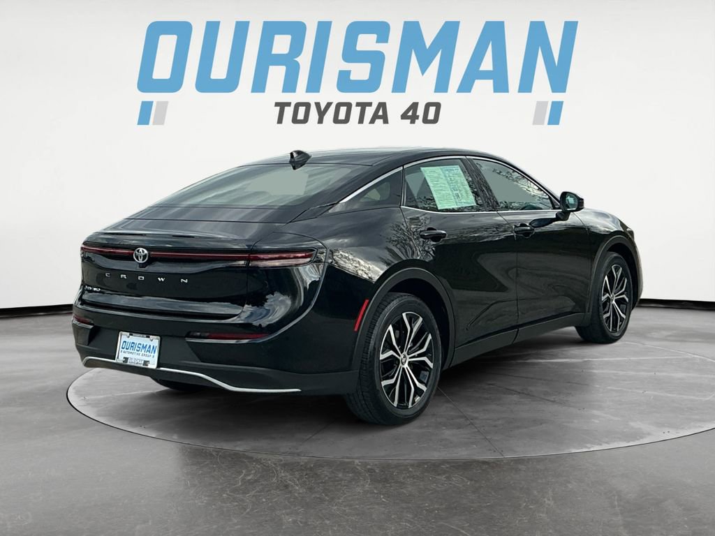 Certified 2024 Toyota Crown XLE AWD/4WD image 8