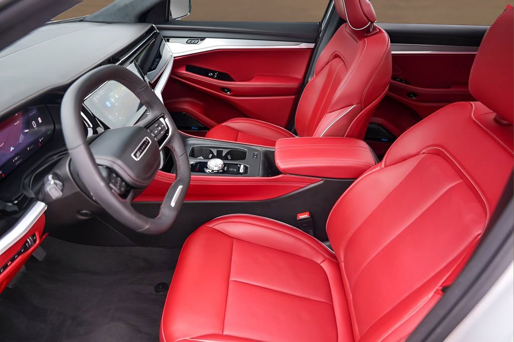 Used 2025 Jeep Wagoneer S Launch Edition image 9