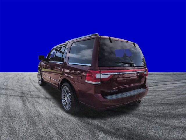Used 2017 Lincoln Navigator Select RWD image 6