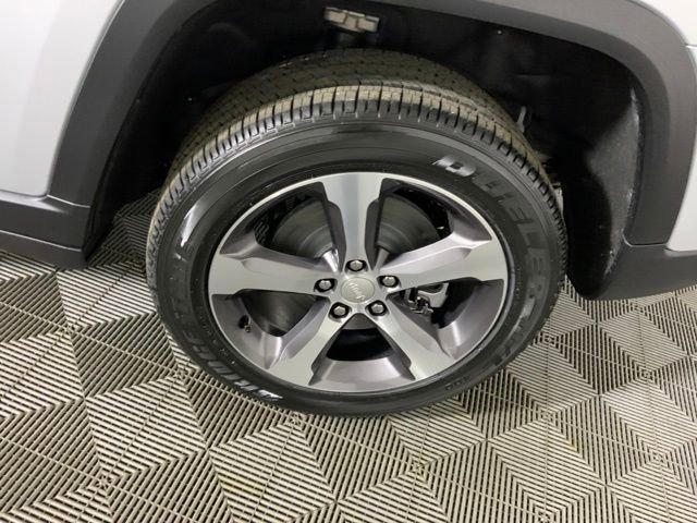 Used 2024 Jeep Grand Cherokee Limited 4xe w/ Luxury Tech Group II image 46