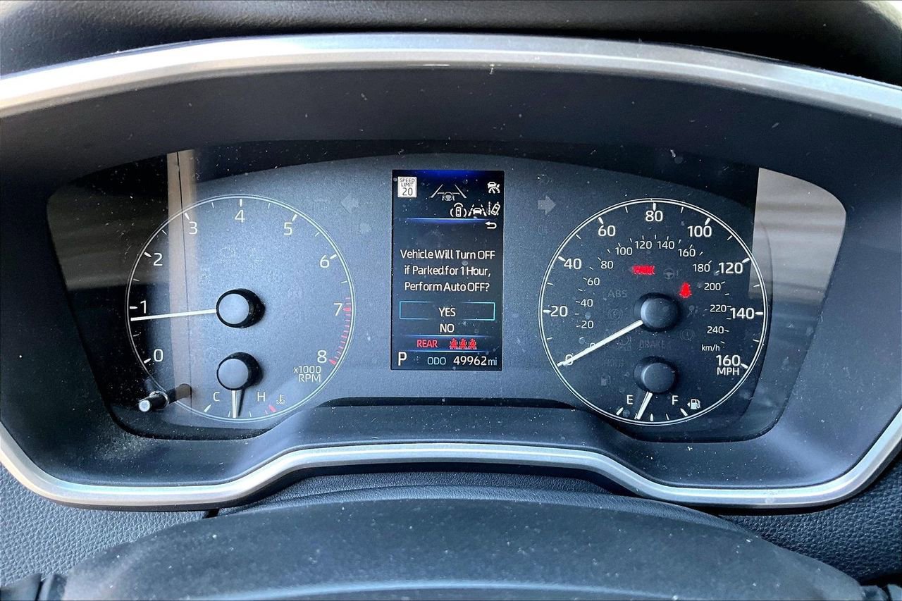 Used 2024 Toyota Corolla SE image 12