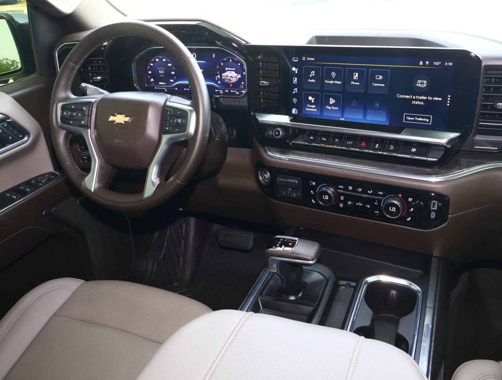 Used 2024 Chevrolet Silverado 1500 LTZ AWD/4WD image 11