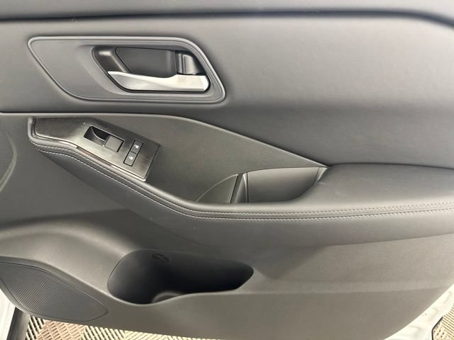 New 2026 Nissan Rogue SV AWD/4WD image 19