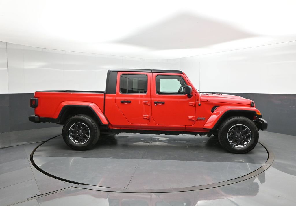 Used 2023 Jeep Gladiator Overland image 26