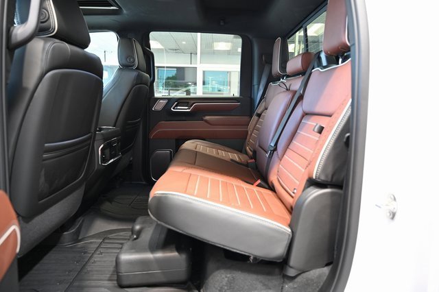 New 2026 GMC Sierra 2500 Denali Ultimate w/ Max Trailering Package image 18