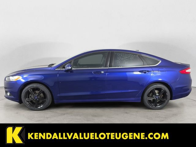 Used 2016 Ford Fusion SE image 2
