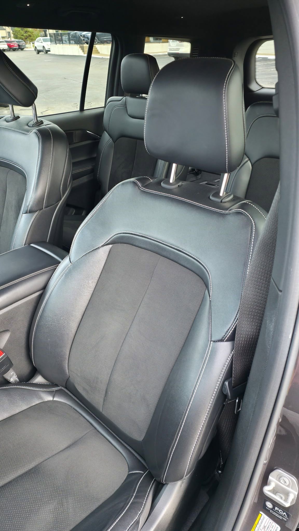 Used 2022 Jeep Grand Cherokee L Laredo image 19