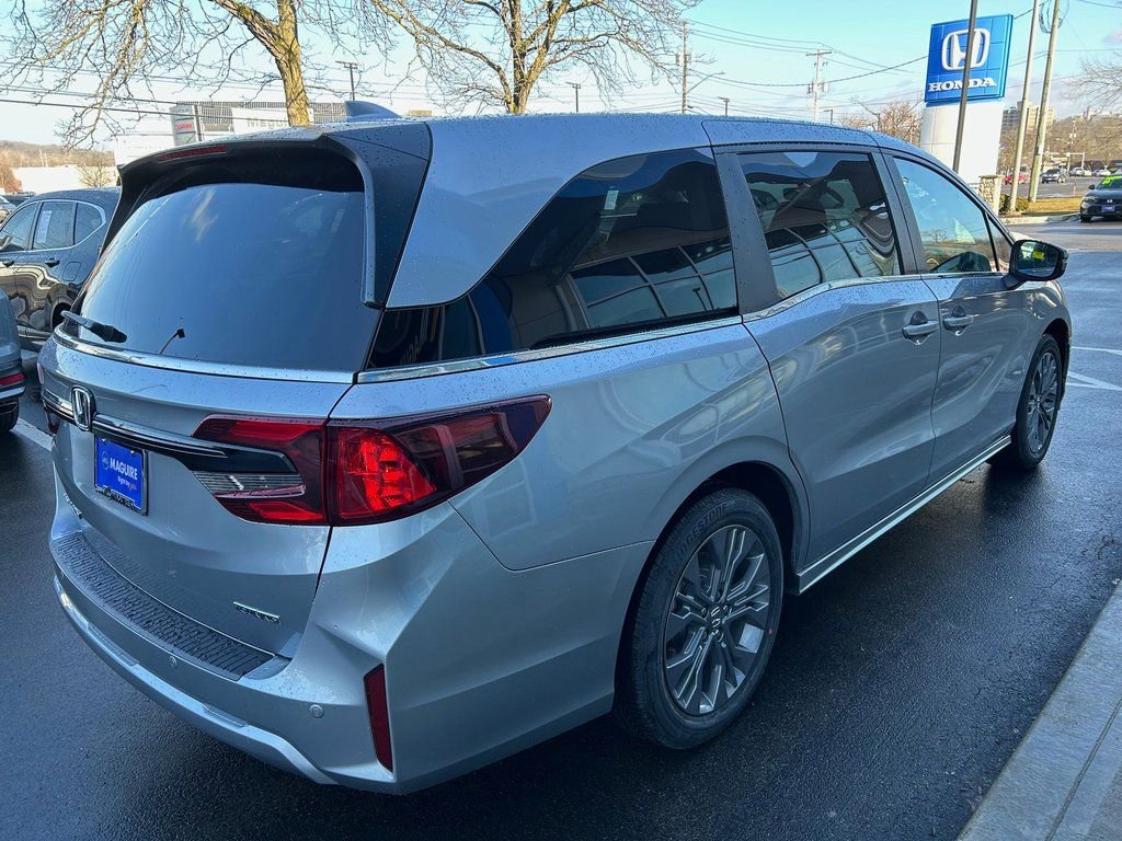 New 2026 Honda Odyssey Touring image 8