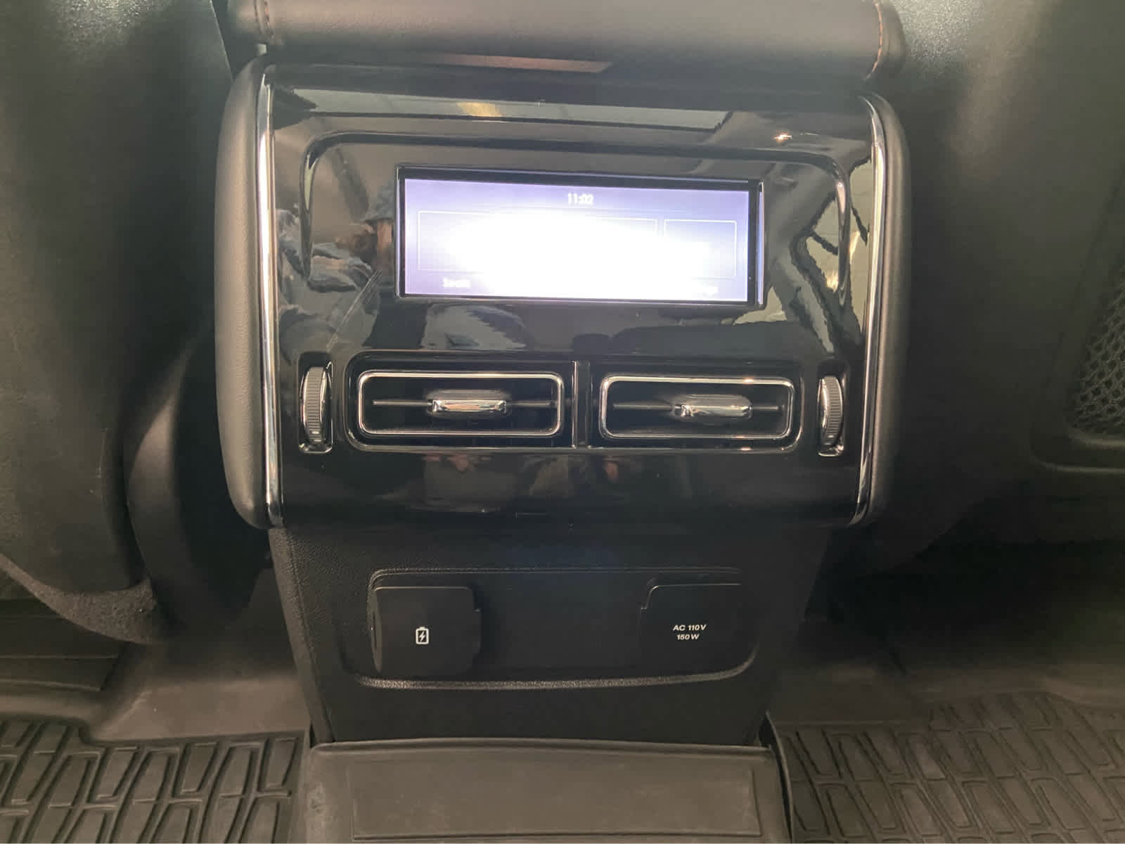 Used 2023 Lincoln Aviator Reserve w/ Class IV Trailer Tow Package image 20