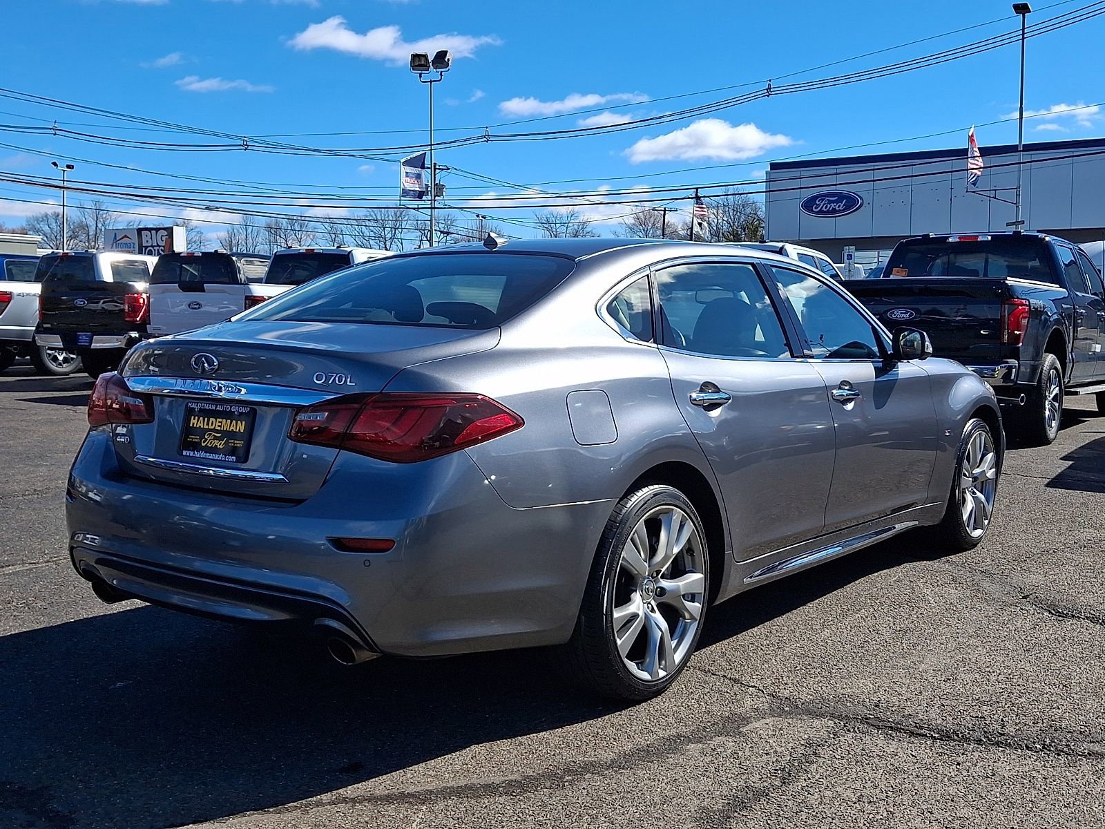 Used 2017 INFINITI Q70 L 3.7 image 7