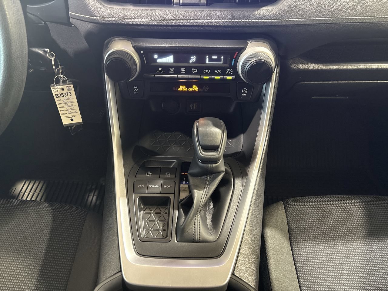 Certified 2025 Toyota RAV4 LE FWD image 21