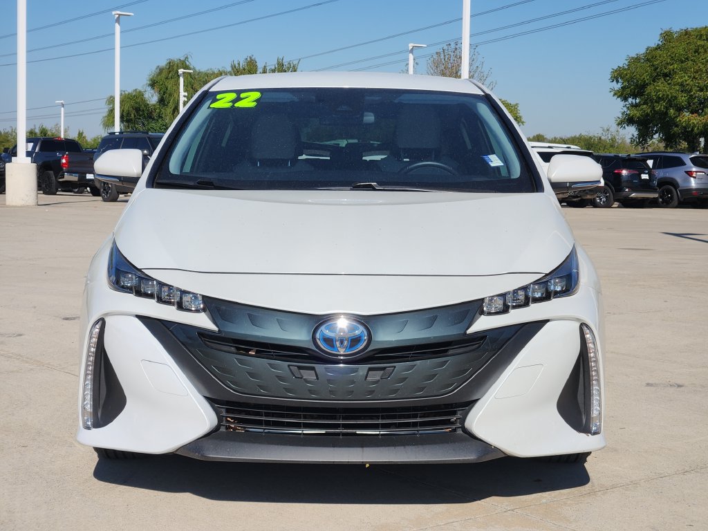 Used 2022 Toyota Prius Prime XLE FWD image 2