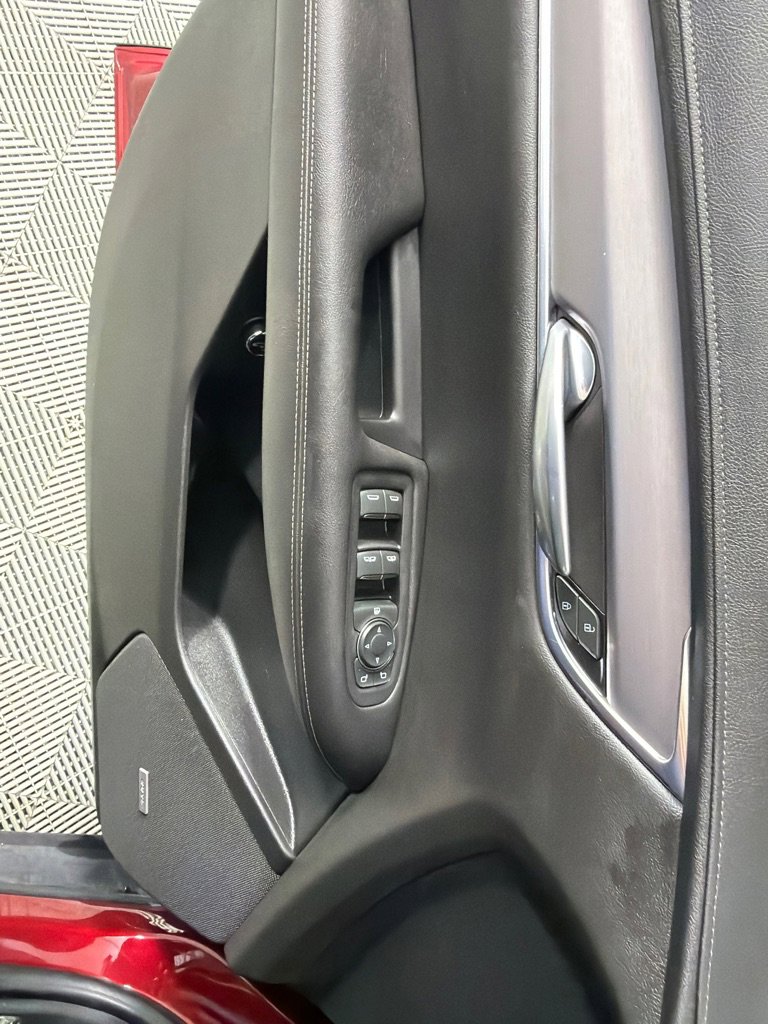 Used 2020 Cadillac XT5 Luxury w/ LPO, Floor Liner Package image 10