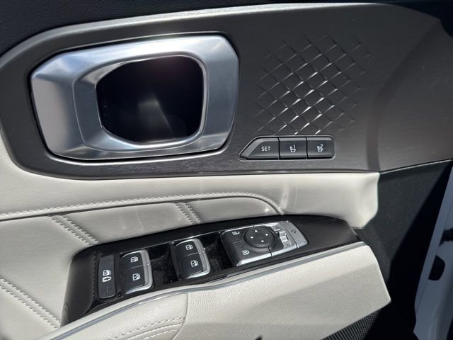Certified 2023 Kia Sorento SX Prestige image 22