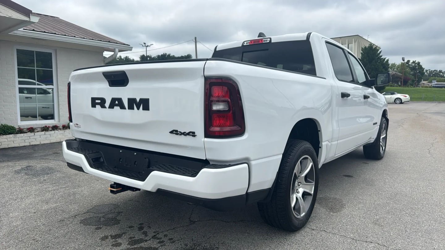Used 2025 RAM 1500 Tradesman AWD/4WD image 5
