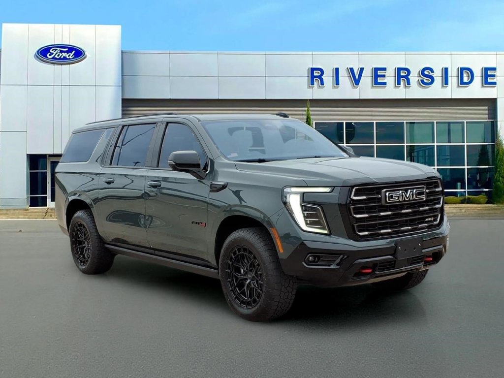 Used 2026 GMC Yukon XL AT4 Ultimate AWD/4WD image 1