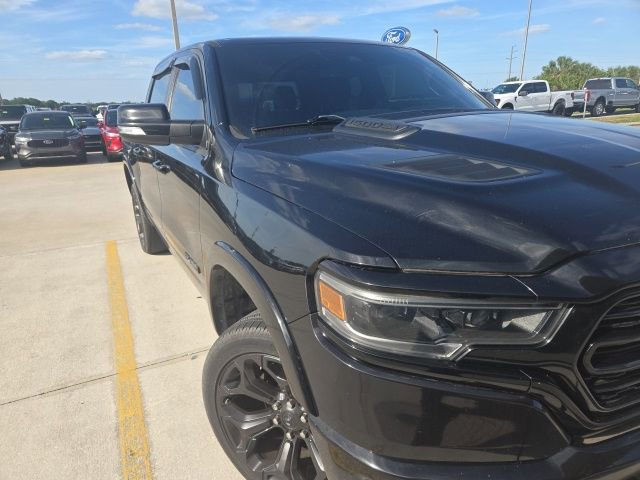 Used 2020 RAM 1500 Limited w/ Black Appearance Package image 7