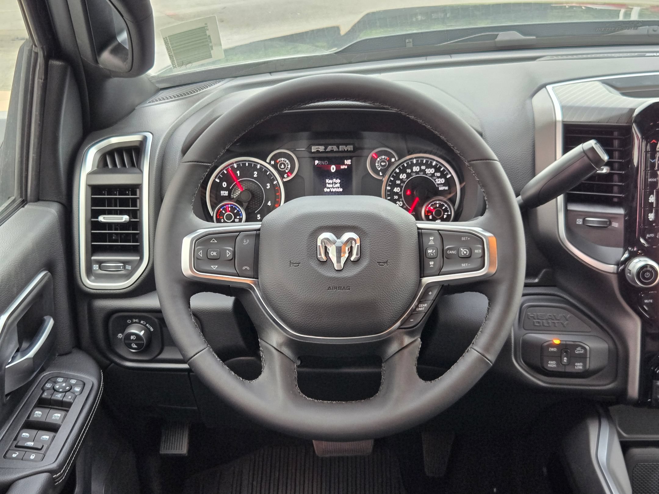 New 2026 RAM 2500 Big Horn AWD/4WD image 23