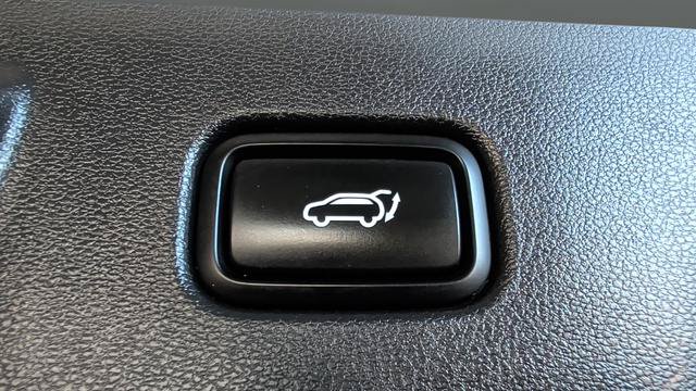 Used 2022 Hyundai Tucson SEL w/ Convenience + Premium Package AWD/4WD image 40