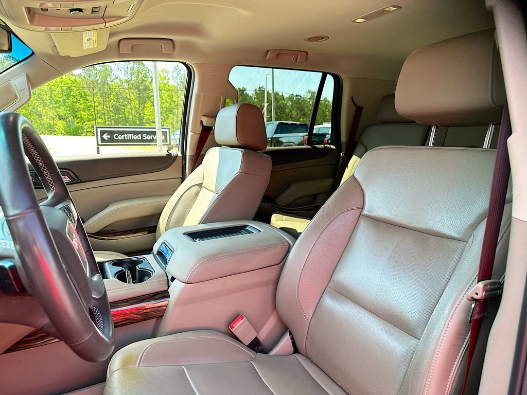 Used 2017 GMC Yukon SLT image 8