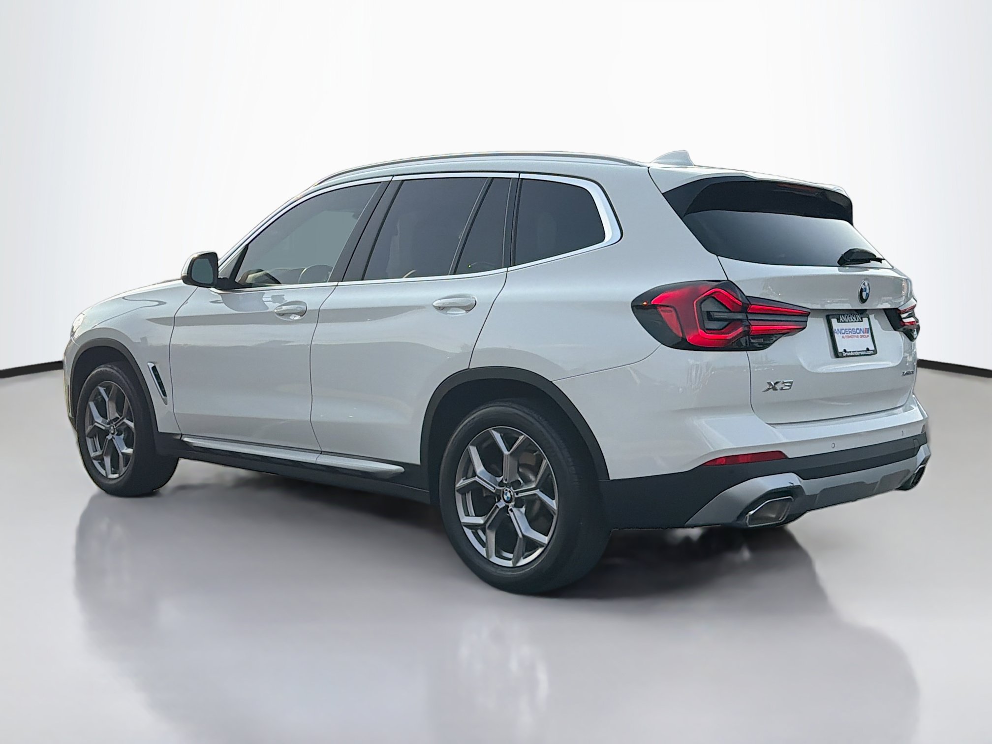 Used 2024 BMW X3 xDrive30i w/ Premium Package AWD/4WD image 13