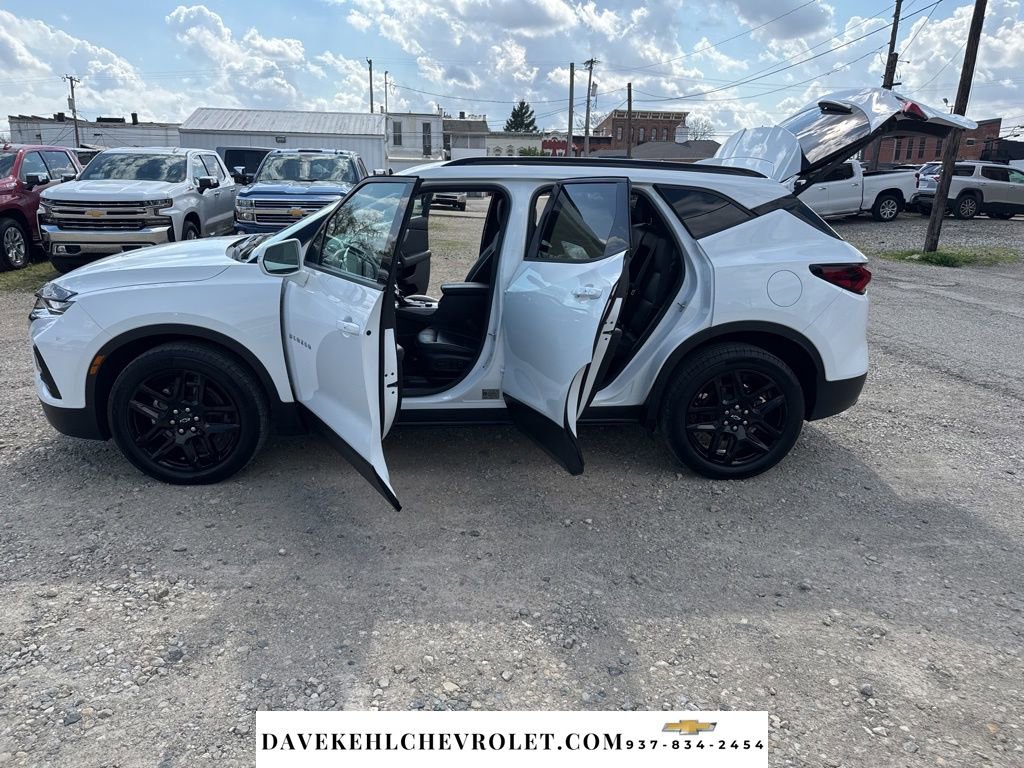 Used 2019 Chevrolet Blazer LT w/ Sound & Technology Package AWD/4WD image 29